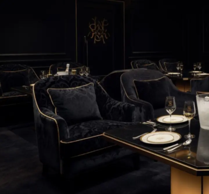 Elkülönített VIP lounge pezsgős fogadtatással és elegáns ülőhelyekkel